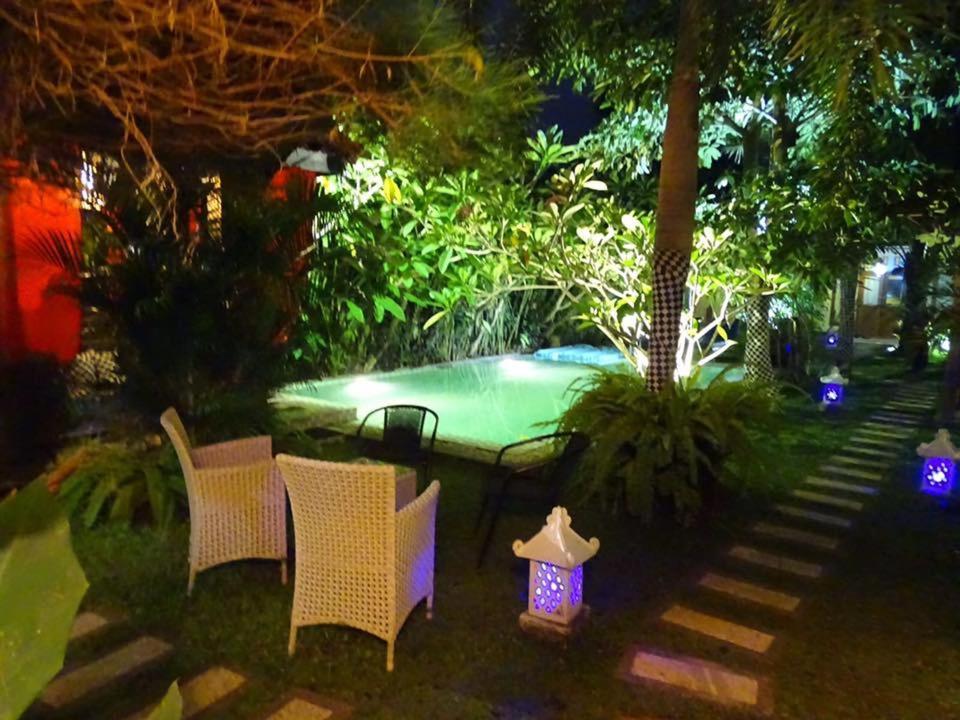 Rosseno Villa Yogyakarta Eksteriør billede